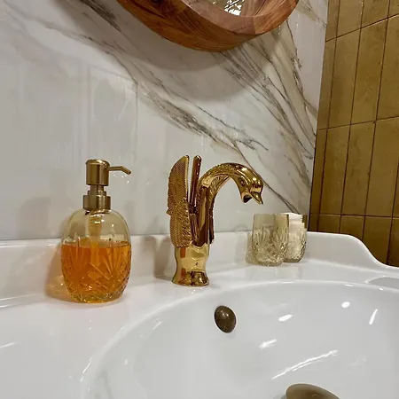 Avra Guest house 4*