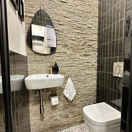 Avra Guest house 3*