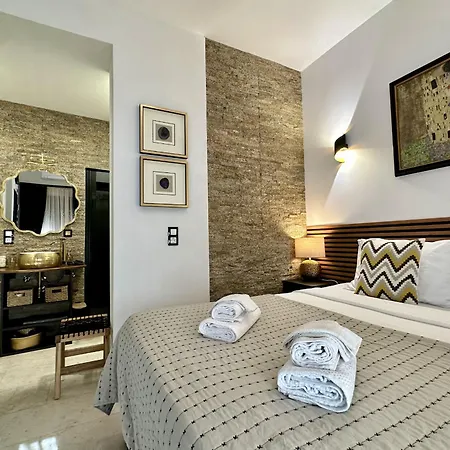 Avra Guest house