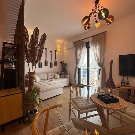 Avra Guest house 3*